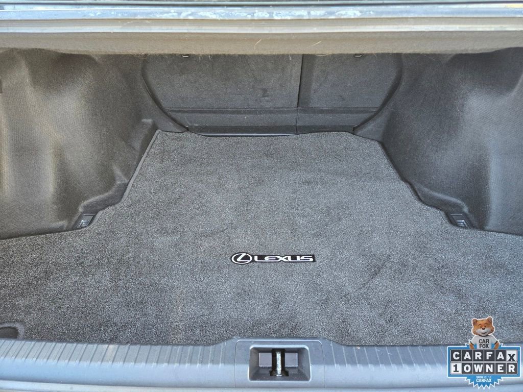 Used 2024 Lexus IS 300 w/ Comfort Package image 19