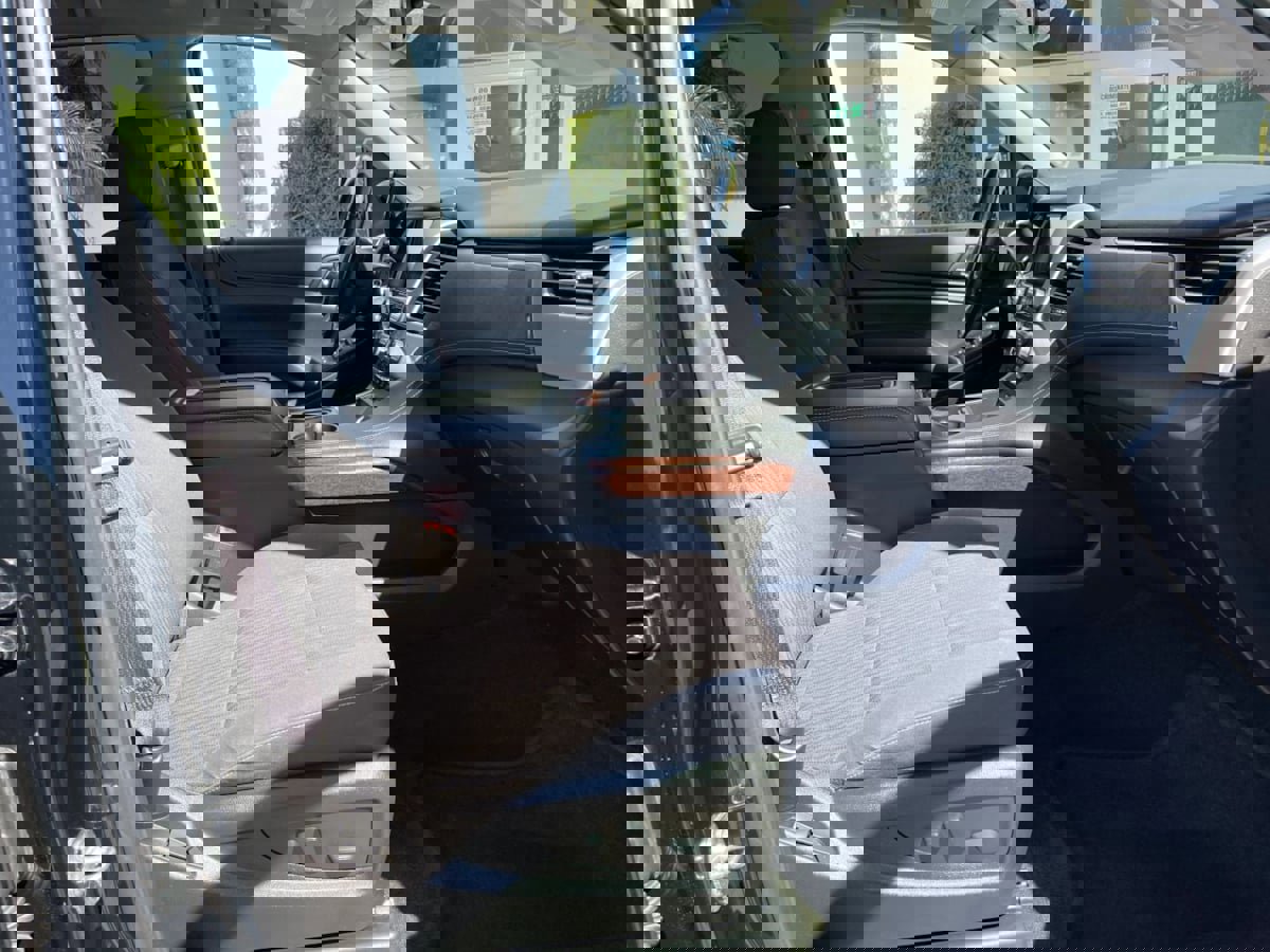 Used 2016 GMC Yukon SLE w/ Convenience Package image 21