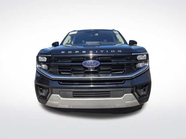Certified 2025 Ford Expedition Platinum AWD/4WD image 3