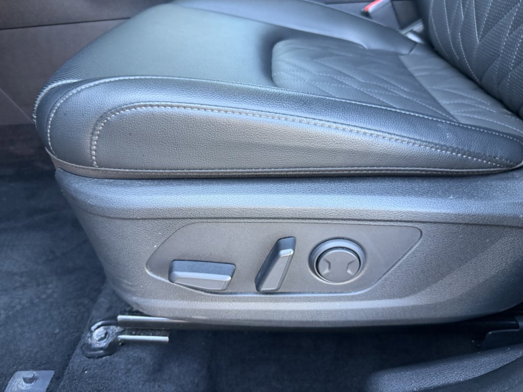 Used 2025 Kia Sportage X-Line w/ Premium Package image 29