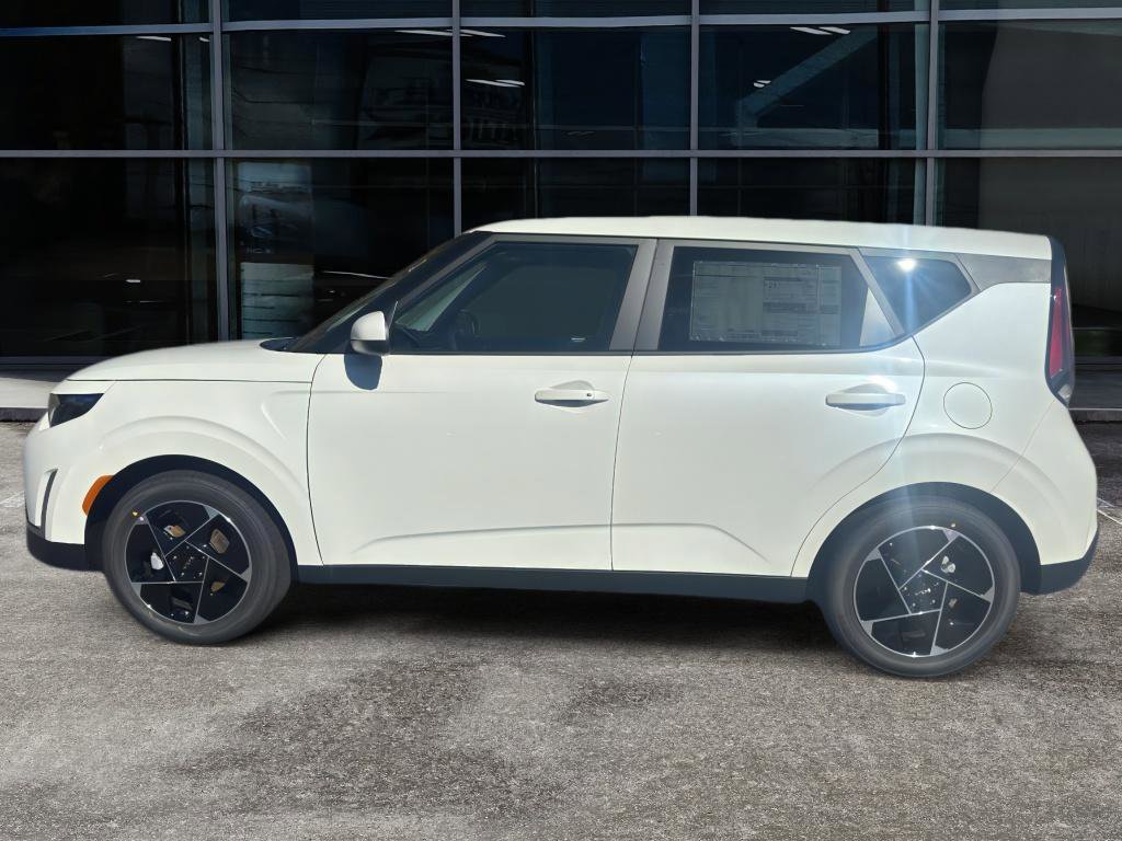New 2025 Kia Soul EX image 8