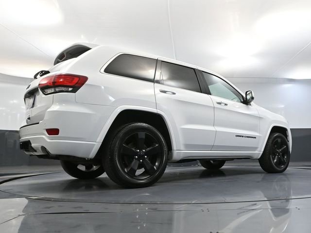 Used 2015 Jeep Grand Cherokee Altitude image 52