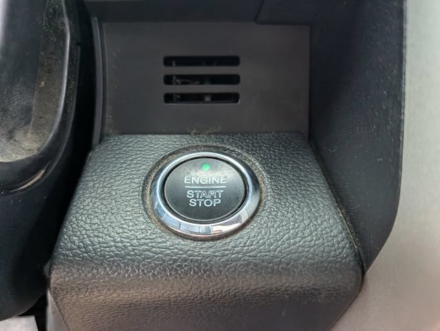 Used 2019 Ford F250 Lariat w/ Lariat Ultimate Package AWD/4WD image 27