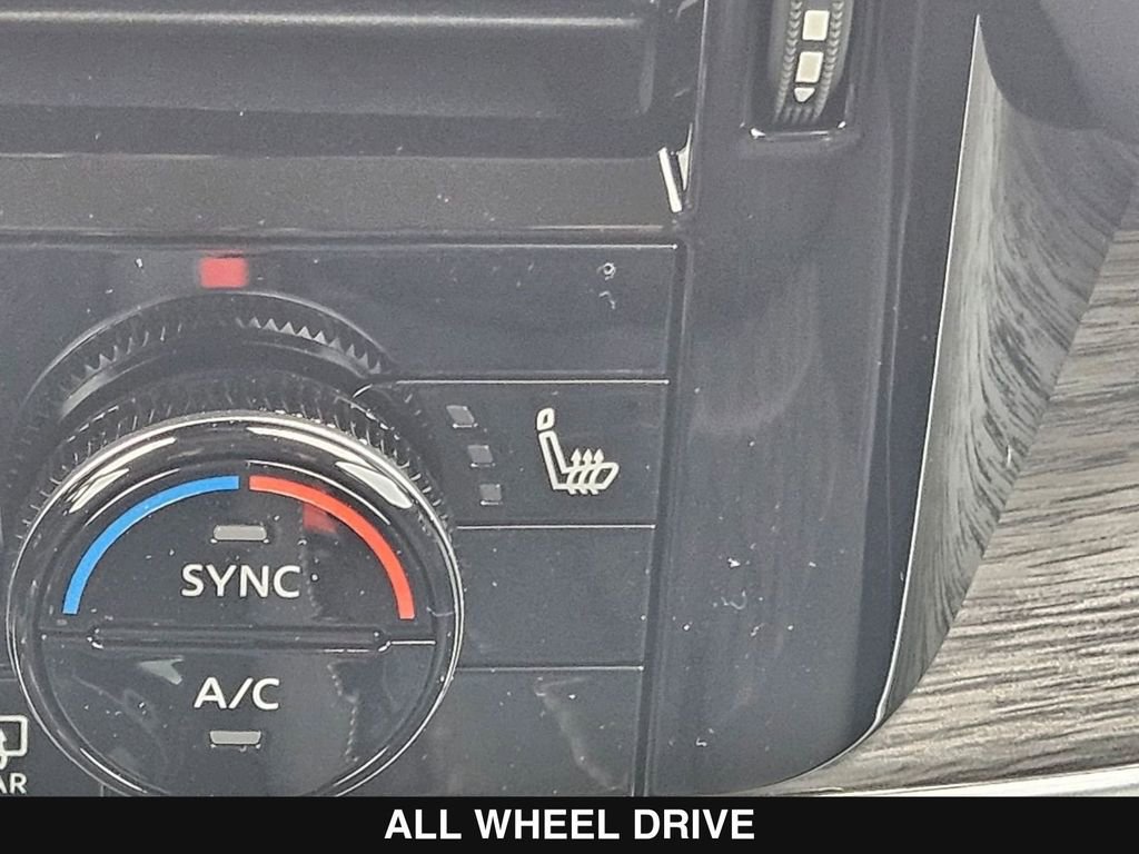 New 2026 Nissan Rogue Platinum image 21