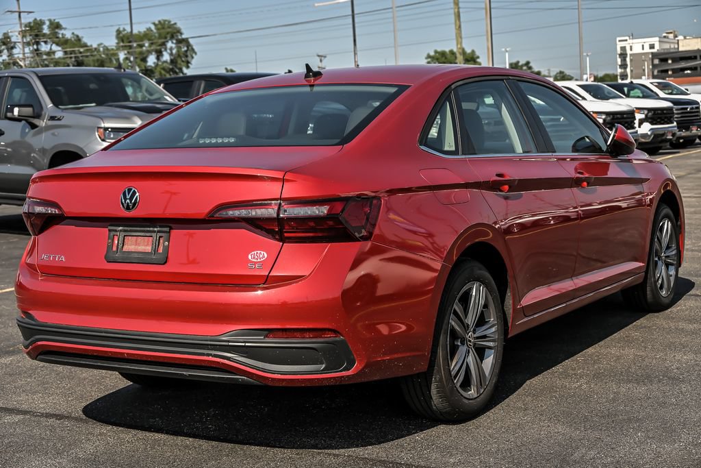 Used 2023 Volkswagen Jetta SE FWD image 10