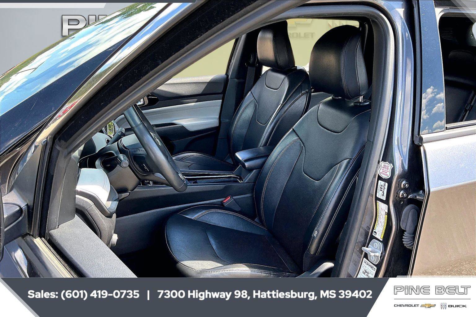 Used 2023 Jeep Compass Limited image 18