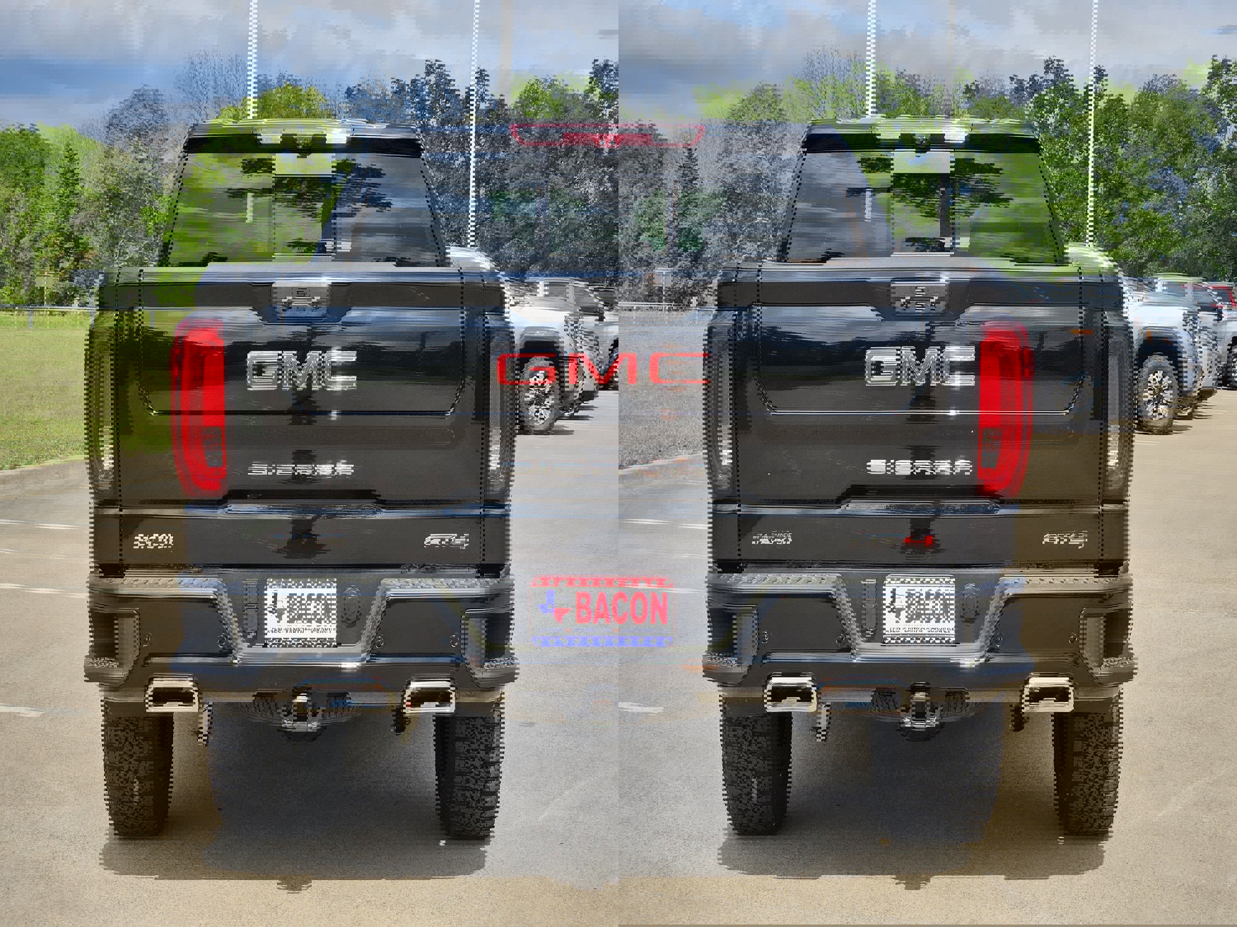 New 2026 GMC Sierra 1500 AT4 w/ AT4 Premium Package image 4