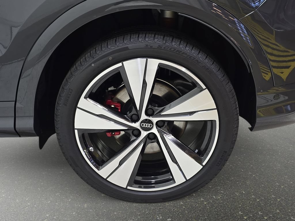 New 2026 Audi SQ5 Premium Plus AWD/4WD image 32