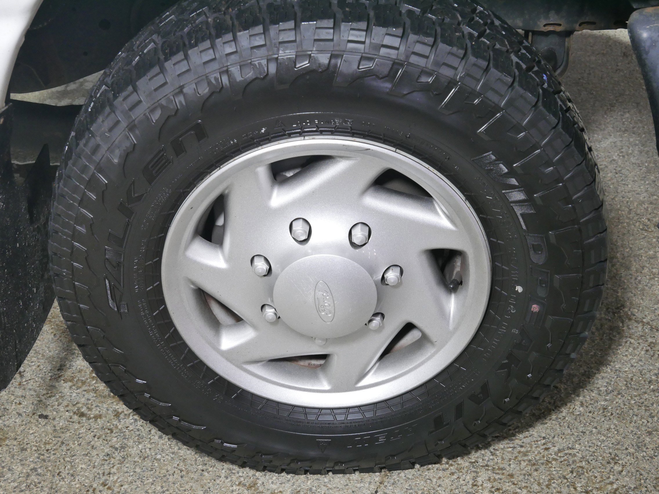 Used 2013 Ford E-350 and Econoline 350 Super Duty w/ PWR Group image 15