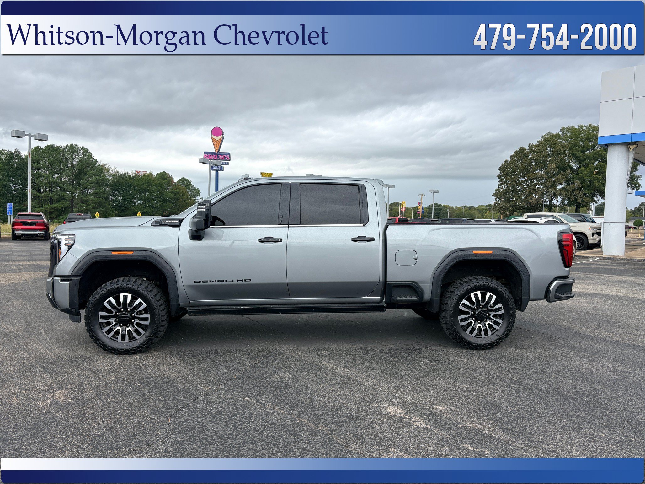 Used 2024 GMC Sierra 2500 Denali Ultimate AWD/4WD image 8