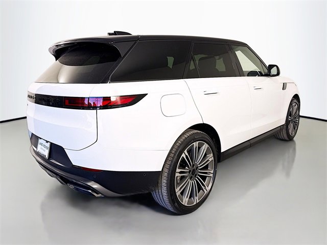 New 2026 Land Rover Range Rover Sport SE image 5