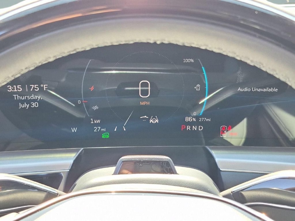 New 2026 Cadillac Lyriq Luxury AWD/4WD image 11