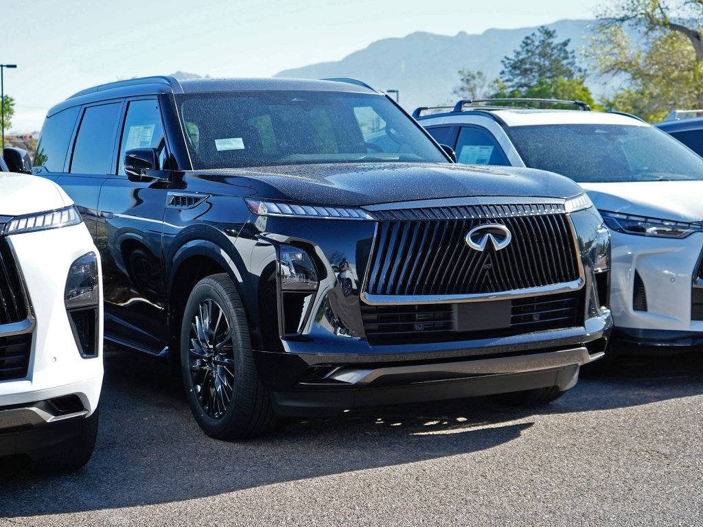 New 2026 INFINITI QX80 Autograph w/ Premium Cargo Package image 11