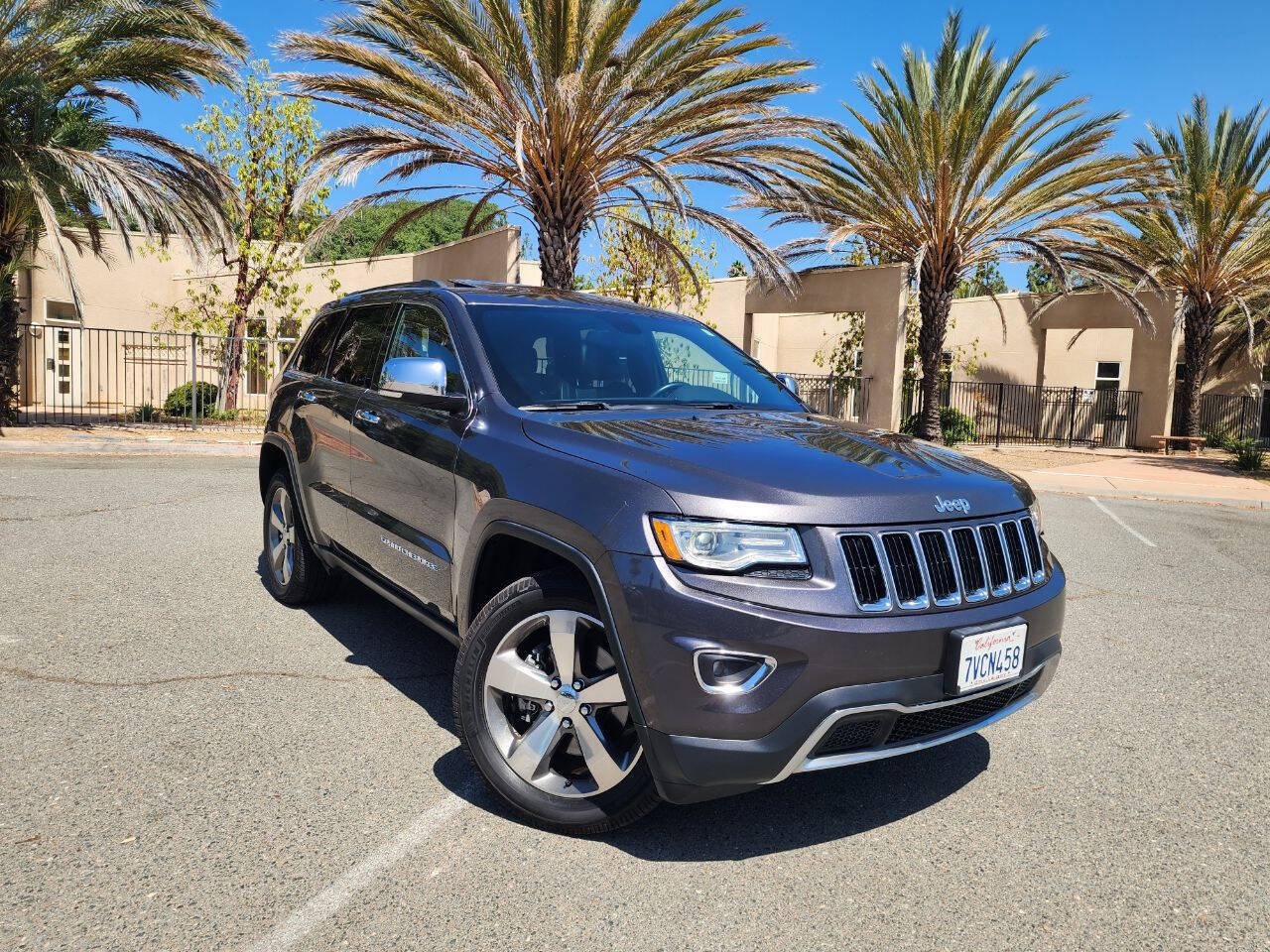 Used 2016 Jeep Grand Cherokee Limited w/ Luxury Group II AWD/4WD image 1