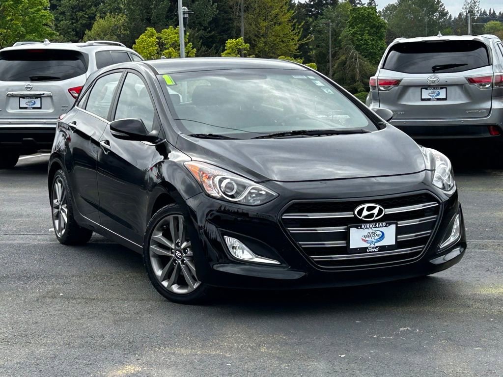 Used 2016 Hyundai Elantra GT w/ Option Group 02 FWD image 1