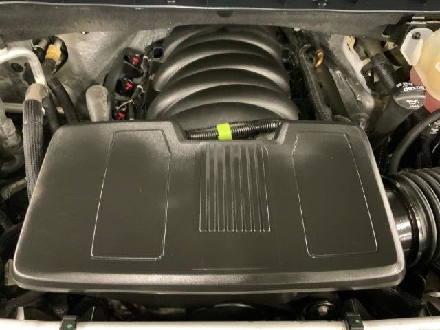 Used 2019 Chevrolet Silverado 1500 LT w/ Convenience Package AWD/4WD image 36