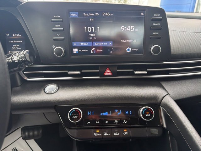 Certified 2022 Hyundai Elantra SEL image 22