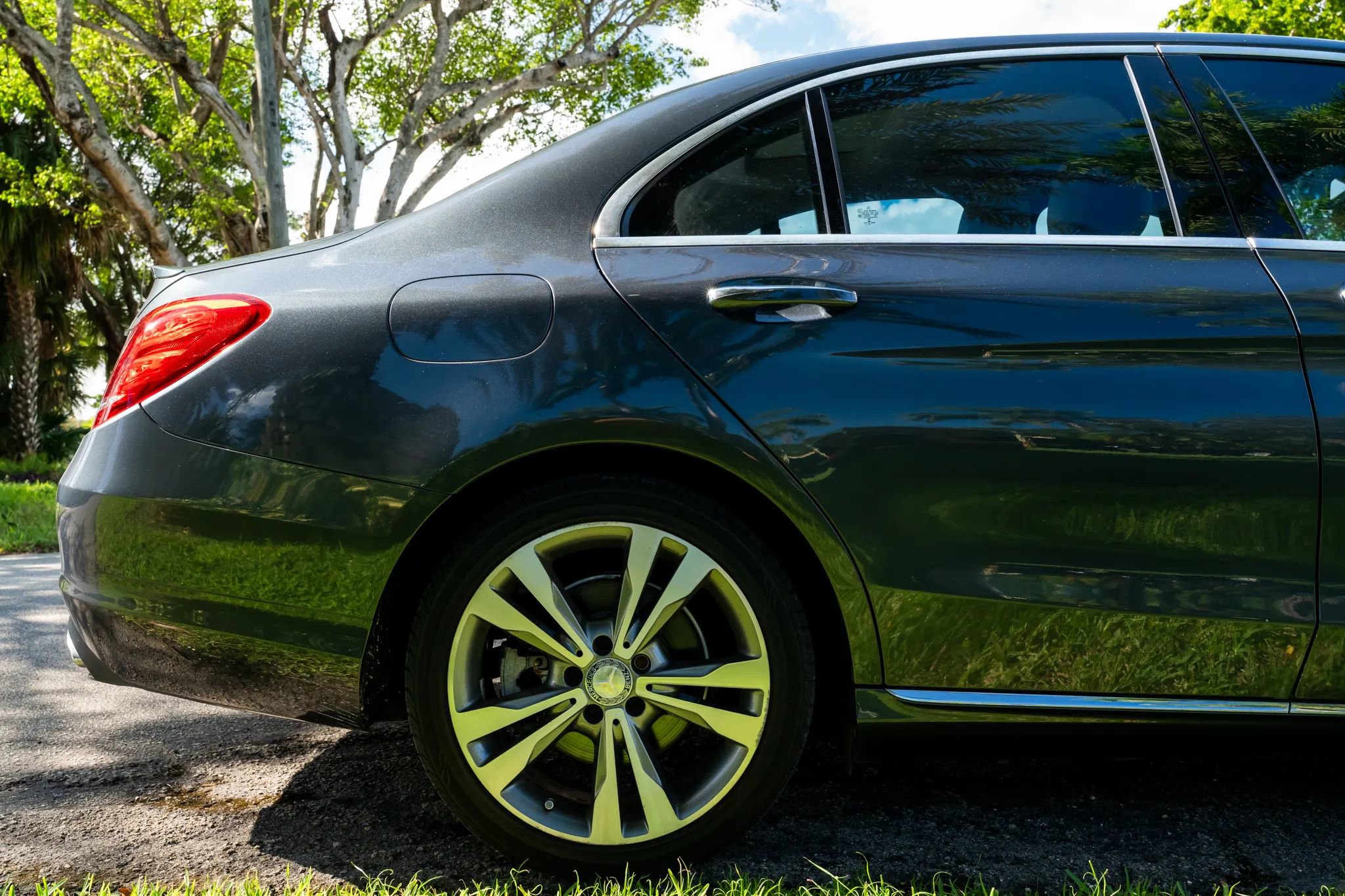 Used 2015 Mercedes-Benz C 300 Sedan w/ Premium 1 Package image 28