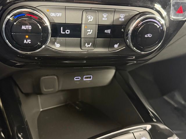 New 2025 Chevrolet Trax LT FWD image 24