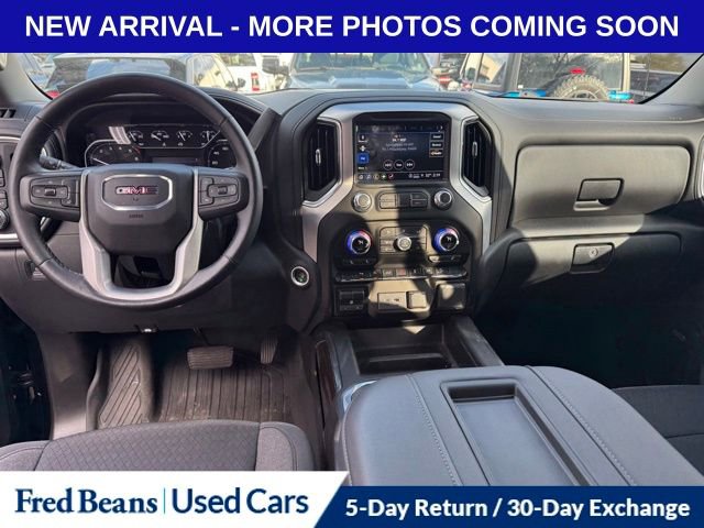 Used 2021 GMC Sierra 1500 Elevation w/ Preferred Package image 11