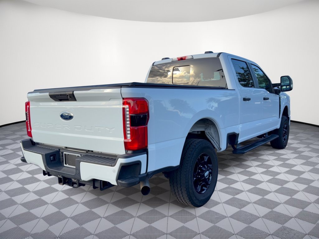 Used 2024 Ford F250 XL w/ STX Appearance Package AWD/4WD image 9