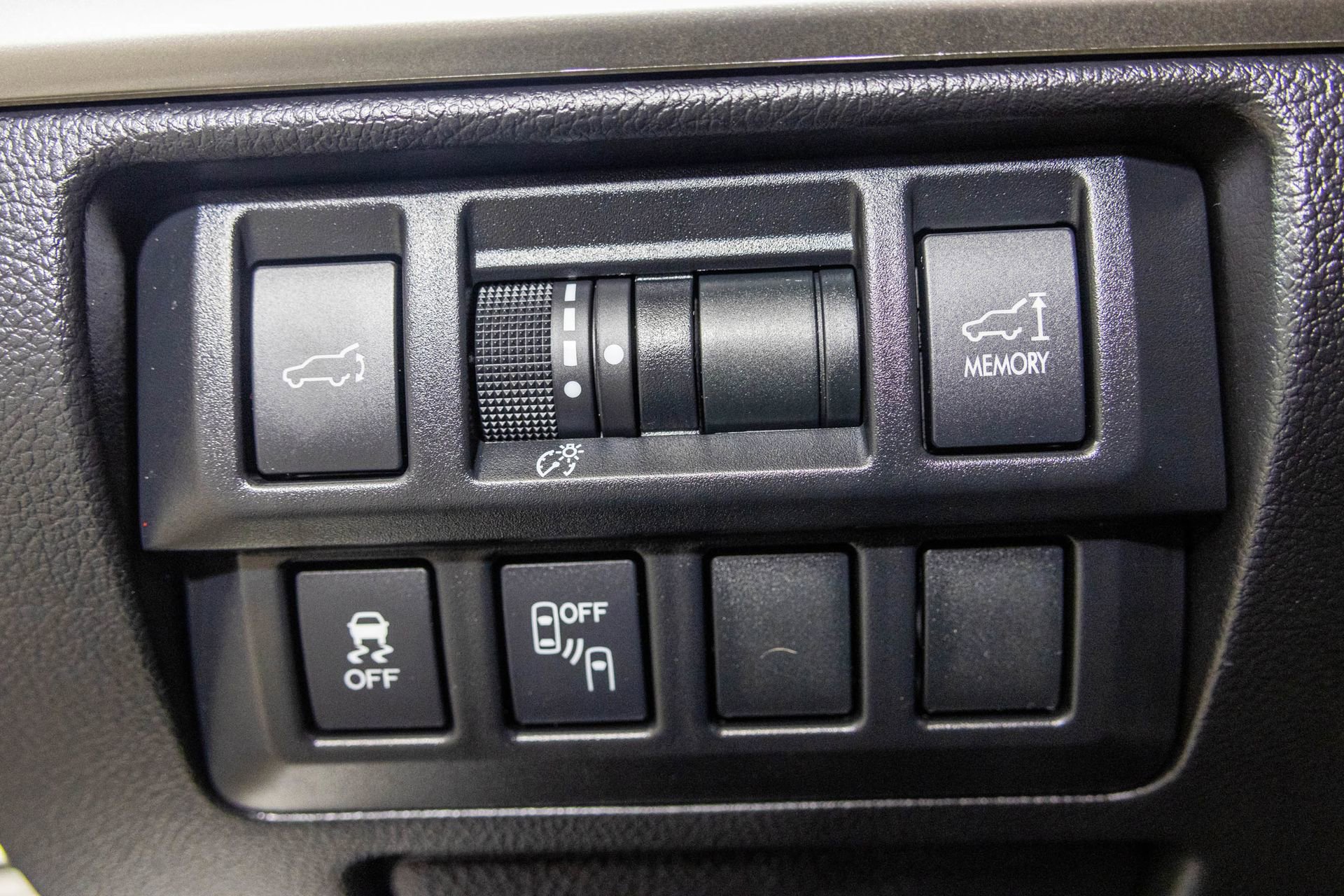 Used 2017 Subaru Outback 2.5i Limited w/ Popular Package #5 image 34