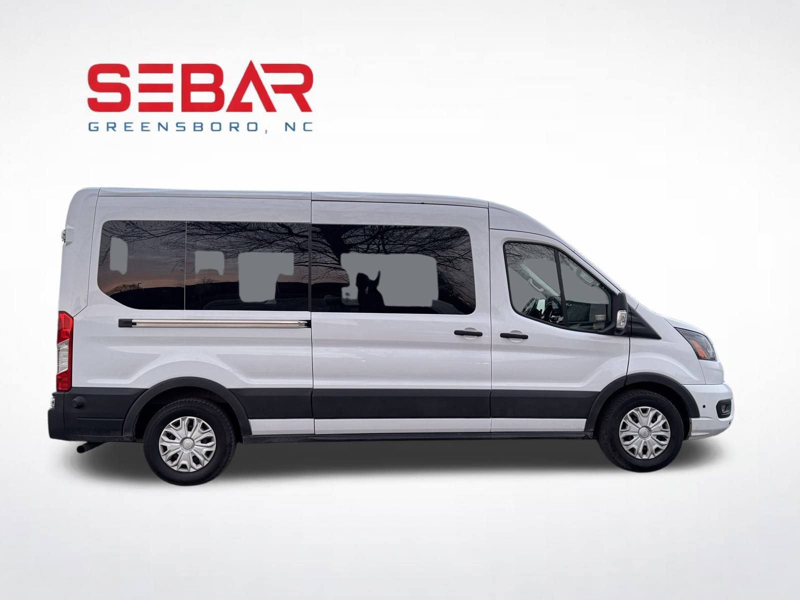 Used 2024 Ford Transit 350 XLT image 4