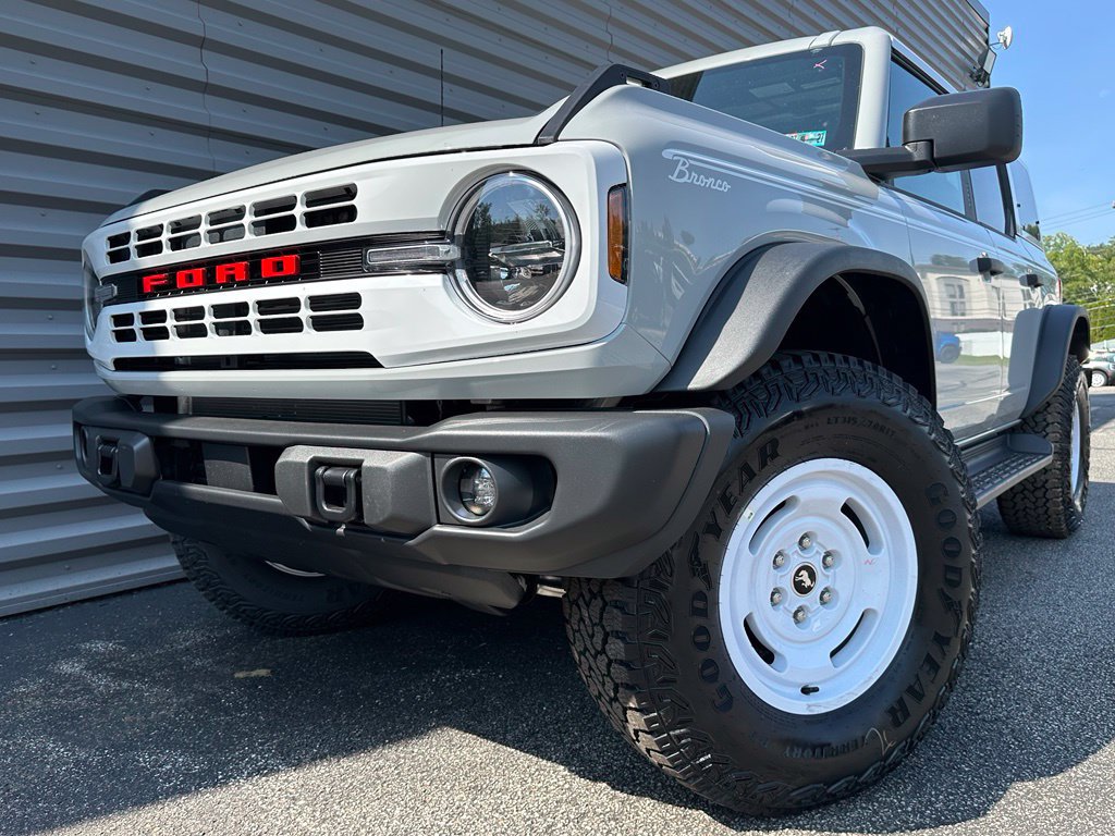New 2026 Ford Bronco Heritage Edition AWD/4WD image 34