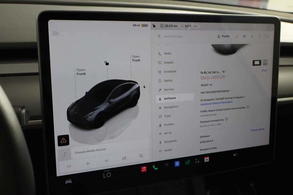 Used 2022 Tesla Model Y Performance AWD/4WD image 33