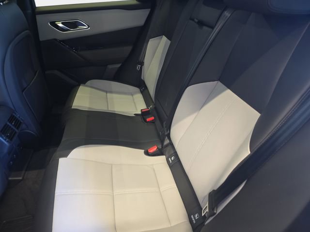 New 2026 Land Rover Range Rover Velar Dynamic SE AWD/4WD image 11