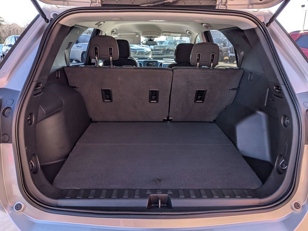 Used 2020 Chevrolet Equinox LT image 23