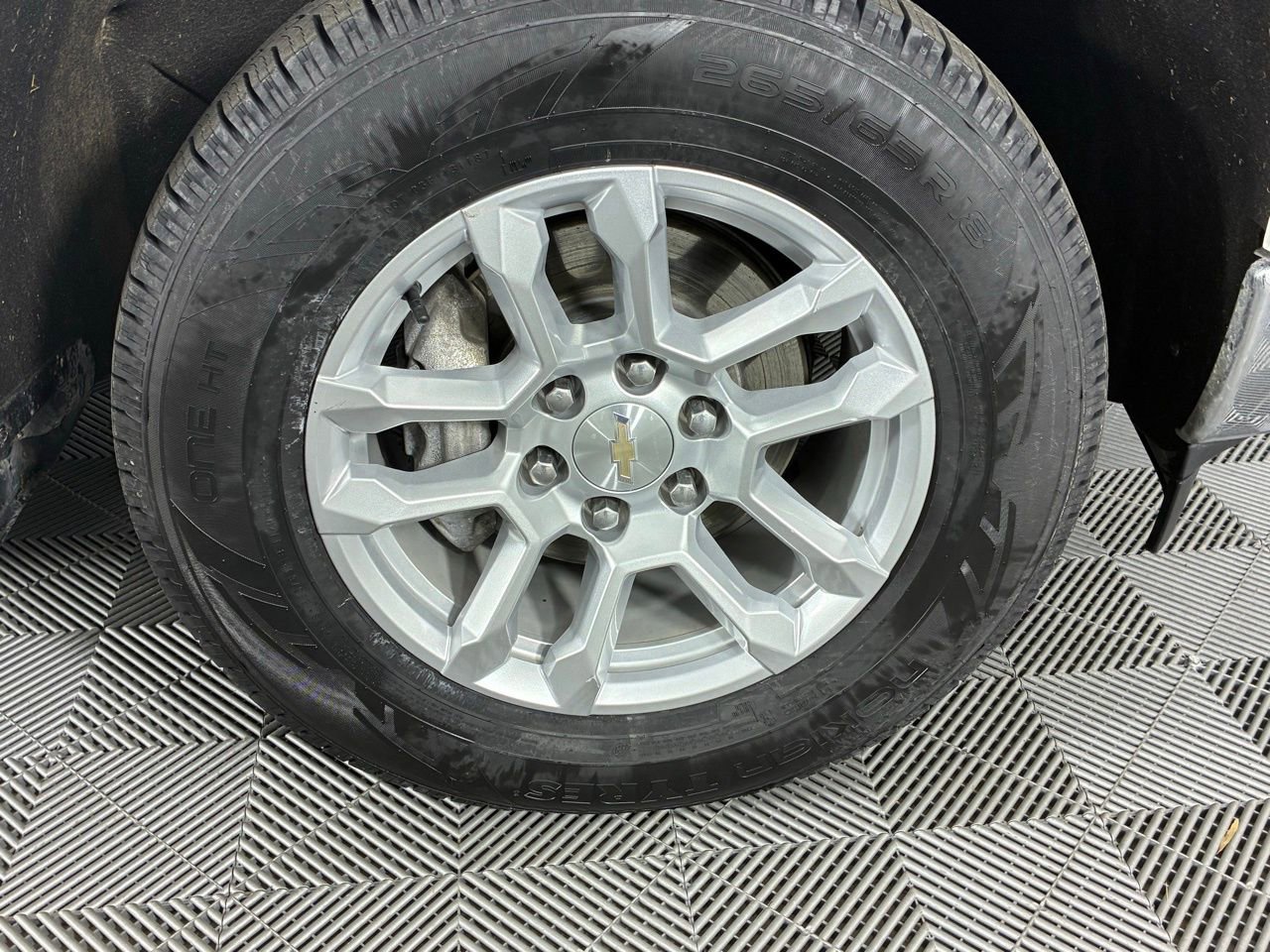 Used 2023 Chevrolet Silverado 1500 LT image 33