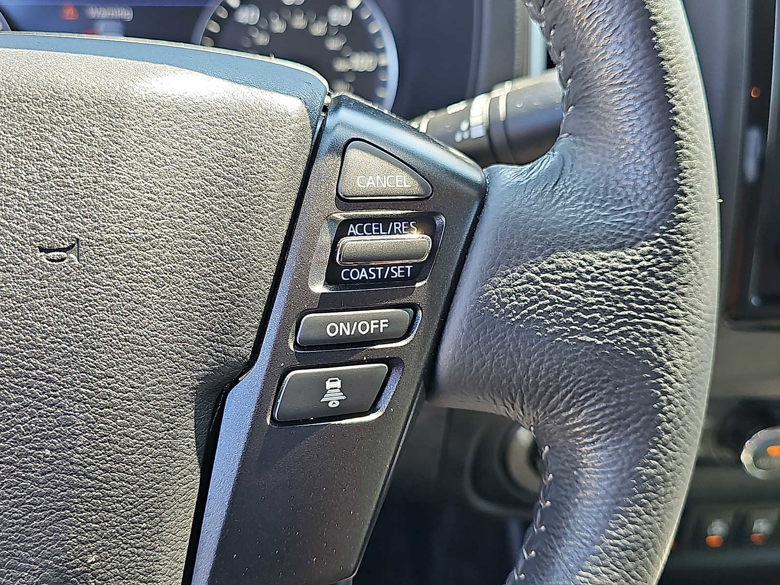 Used 2022 Nissan Frontier SV image 22