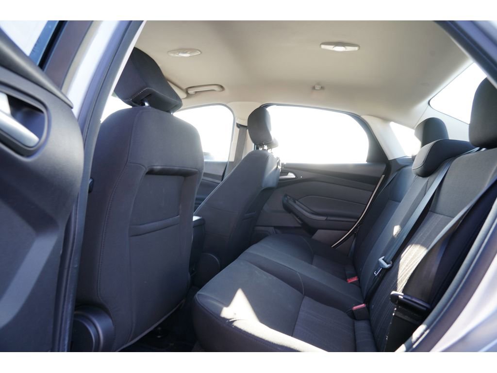 Used 2017 Ford Focus SE image 19