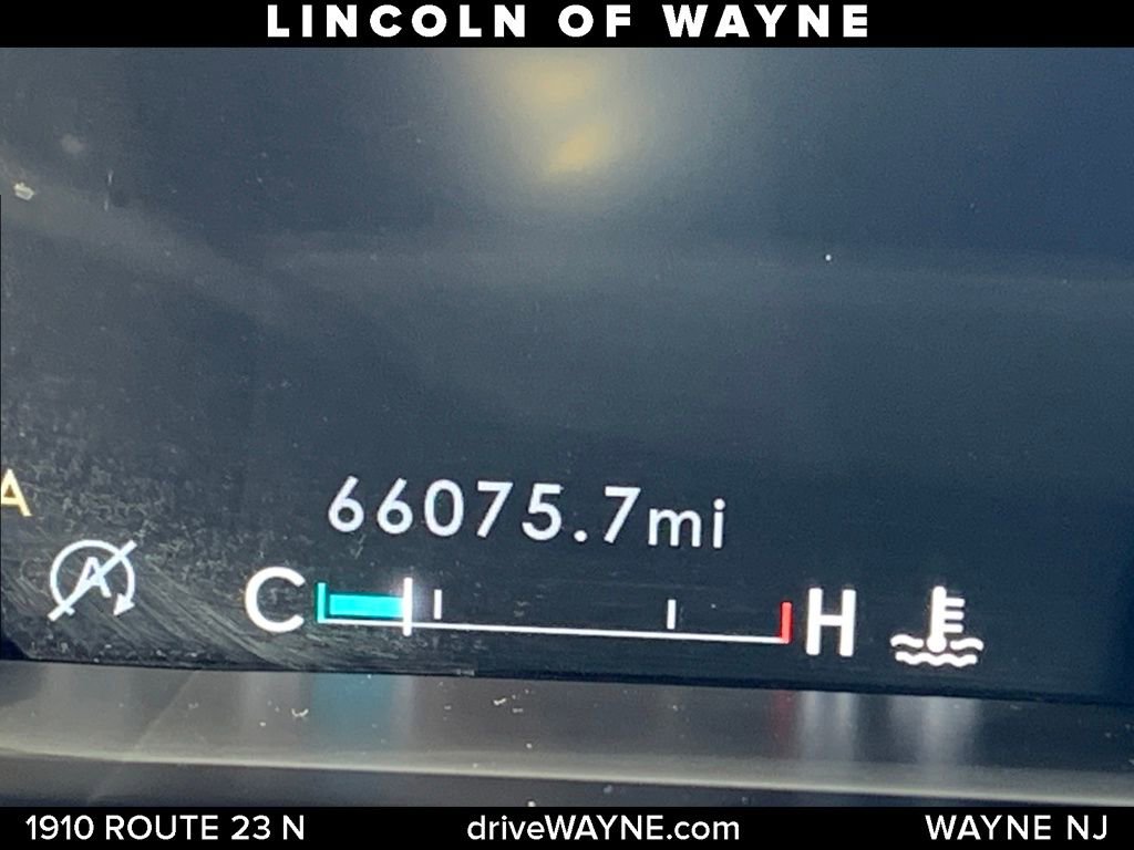 Used 2020 Lincoln Navigator Black Label w/ Cargo Convenience Package image 17