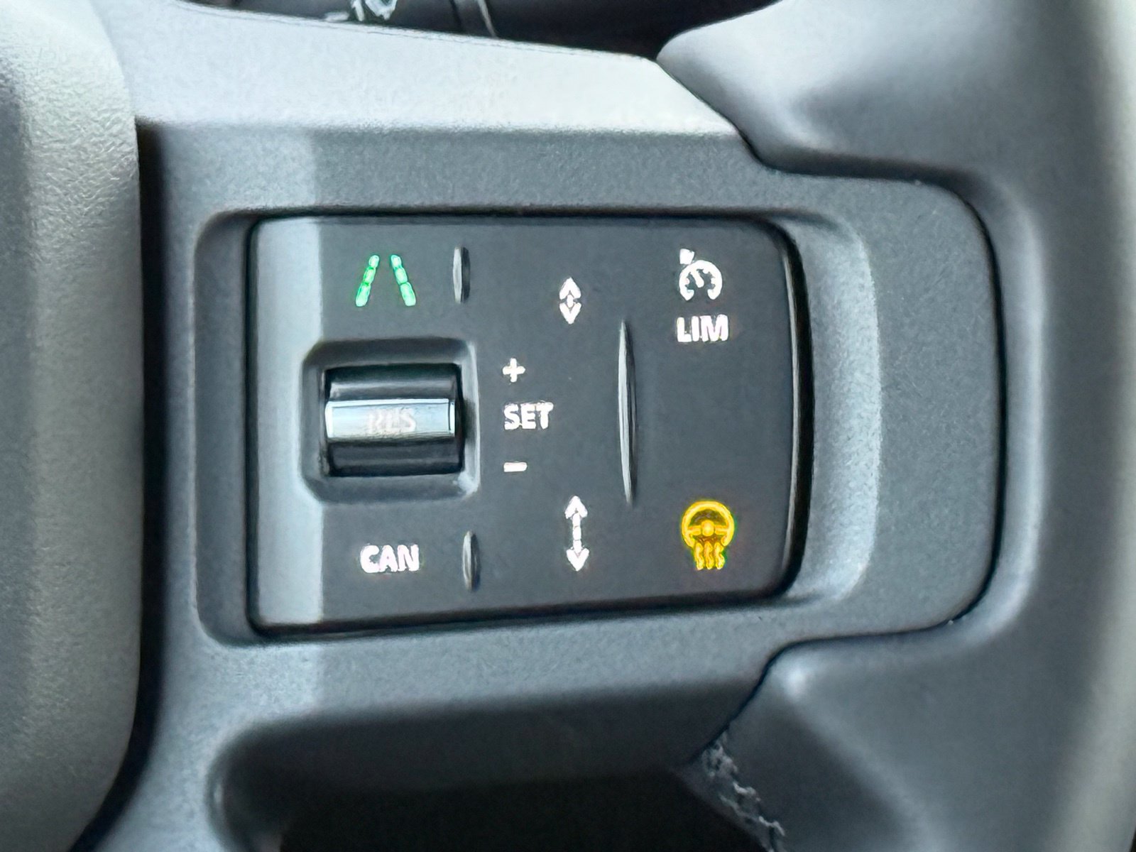 New 2026 Land Rover Defender 110 S AWD/4WD image 33