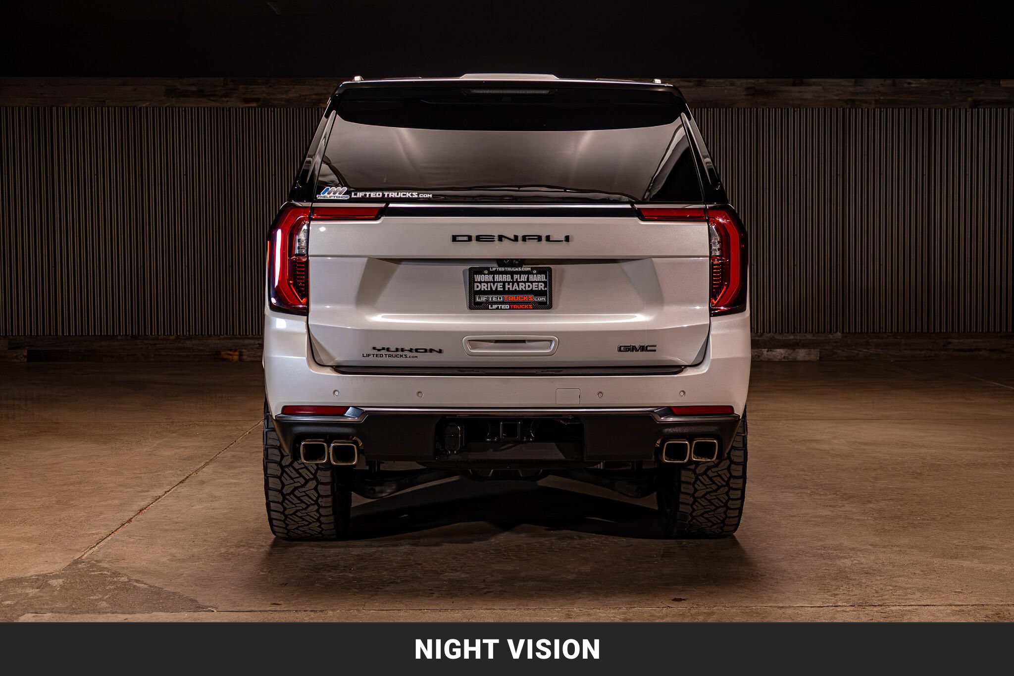 Used 2025 GMC Yukon XL Denali Ultimate AWD/4WD image 8