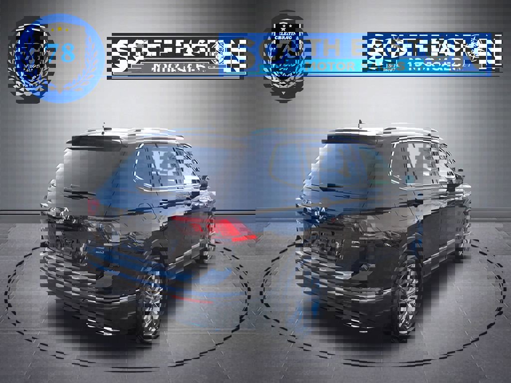 Used 2020 Volkswagen Tiguan SEL image 6