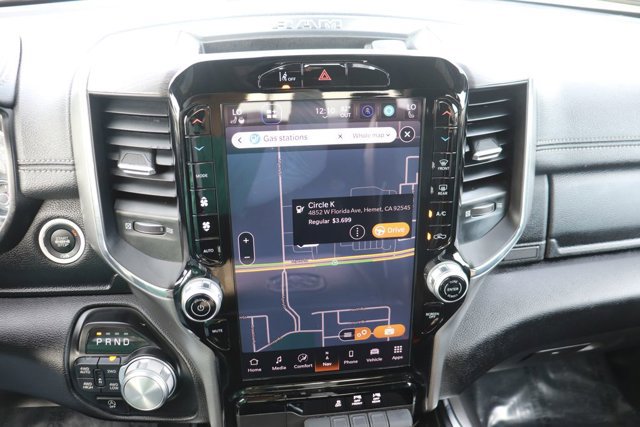 Used 2025 RAM 1500 Laramie image 14