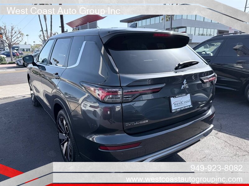 Used 2025 Mitsubishi Outlander SE AWD/4WD image 5