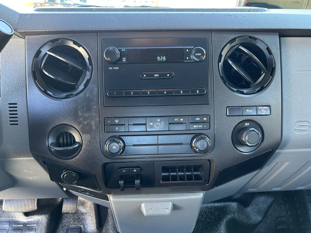 Used 2013 Ford F250 XL RWD image 5