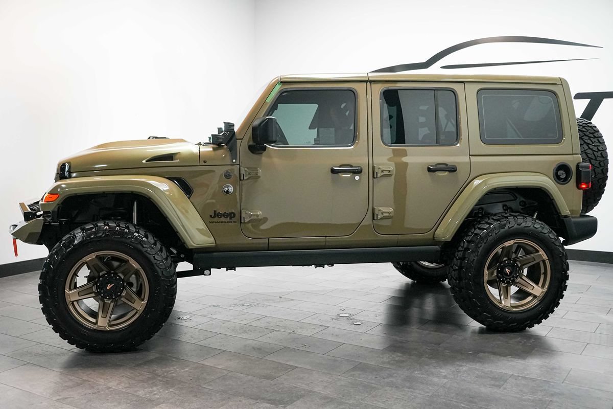 Used 2025 Jeep Wrangler Unlimited Sport AWD/4WD image 3