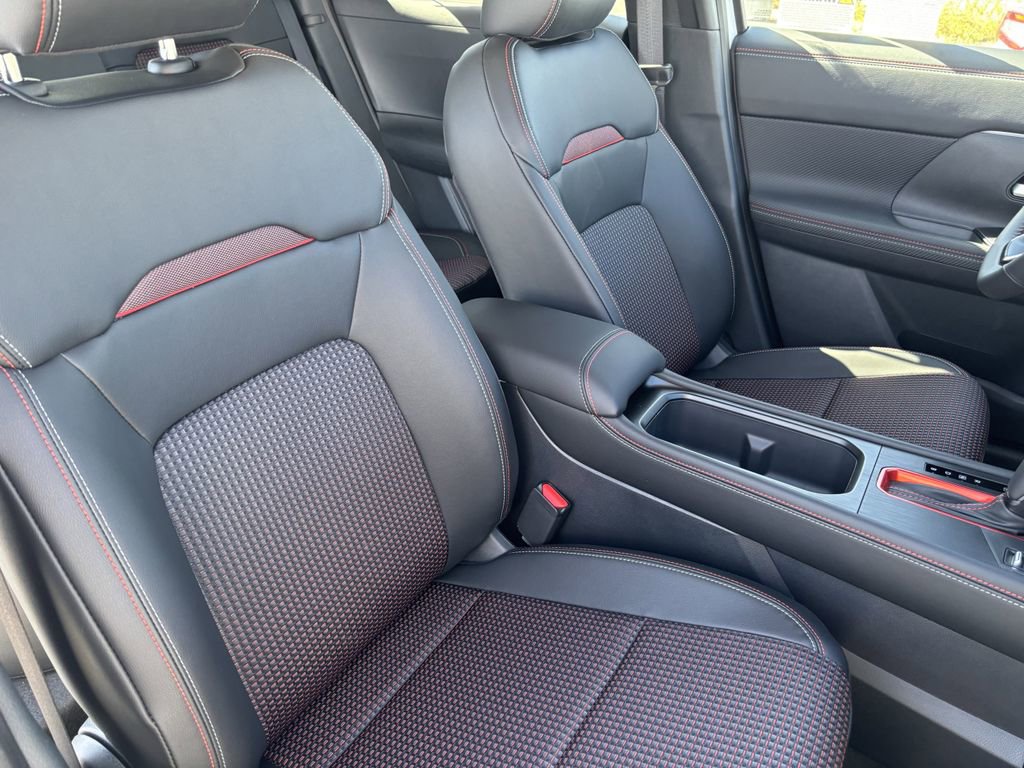 New 2026 Nissan Kicks SR image 8