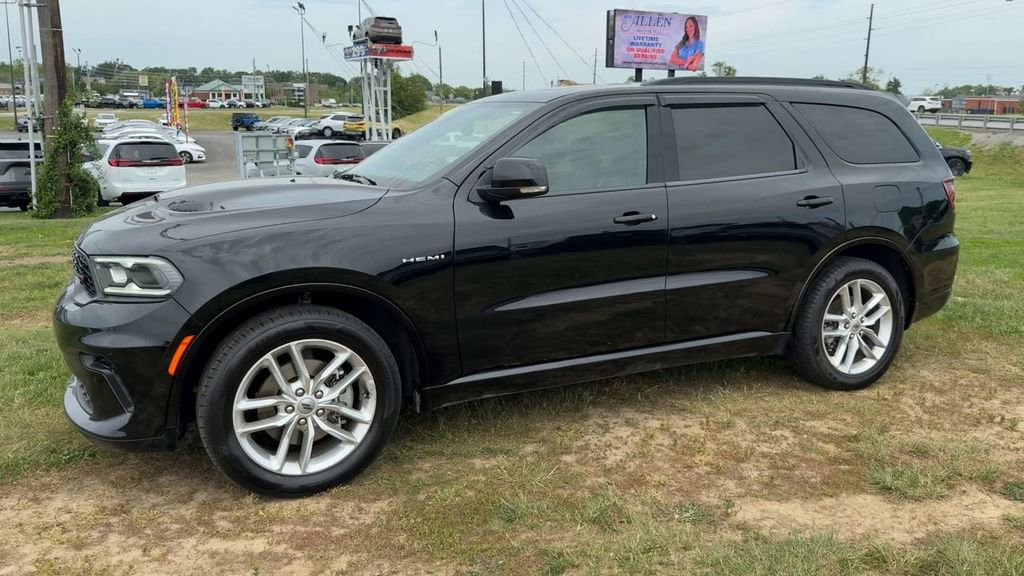 Used 2024 Dodge Durango R/T AWD/4WD image 3