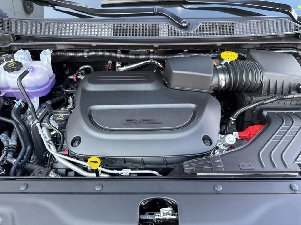 New 2026 Chrysler Pacifica Limited image 43