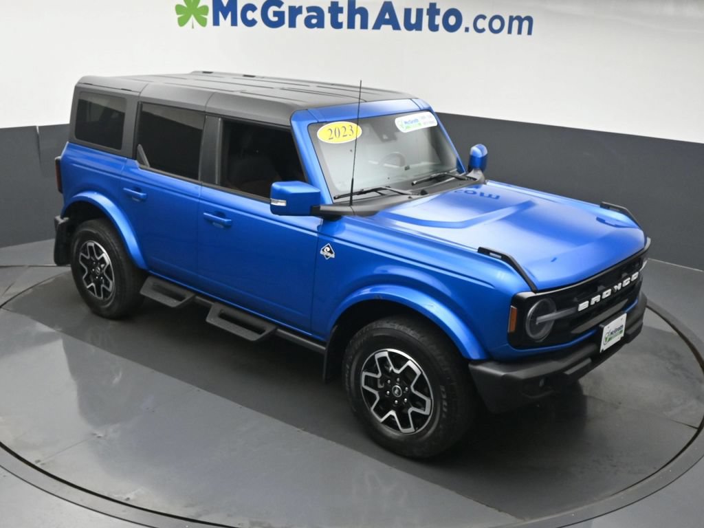 Used 2023 Ford Bronco Outer Banks AWD/4WD image 3