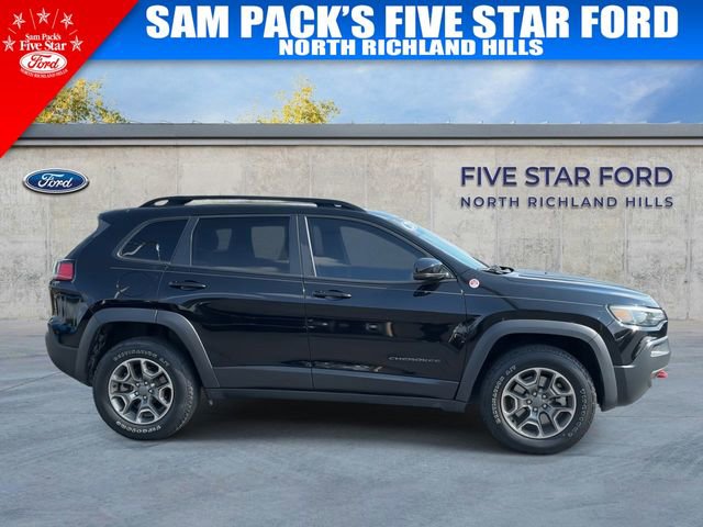 Used 2022 Jeep Cherokee Trailhawk image 10