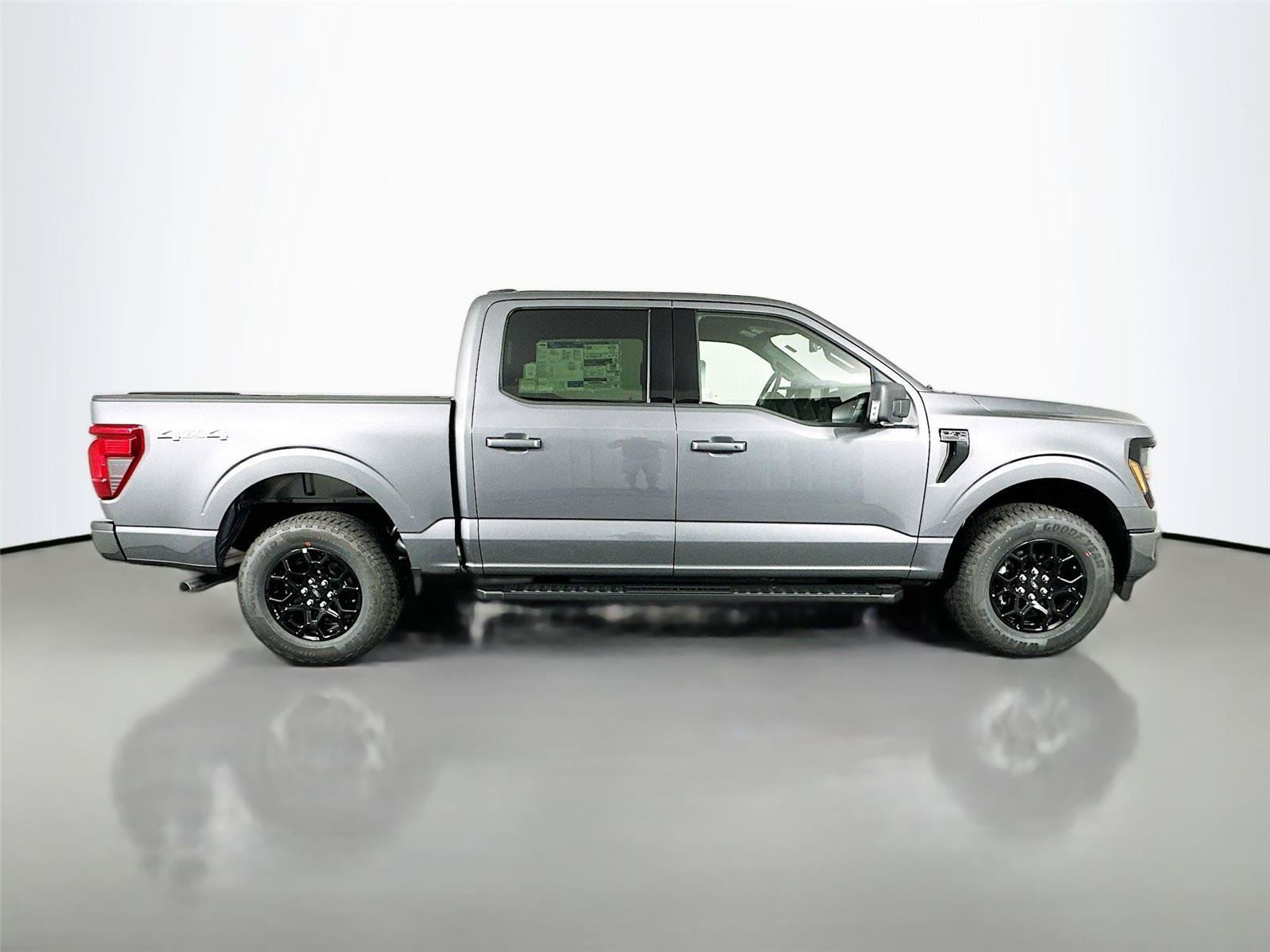 New 2026 Ford F150 XLT w/ Equipment Group 302A MID AWD/4WD image 17