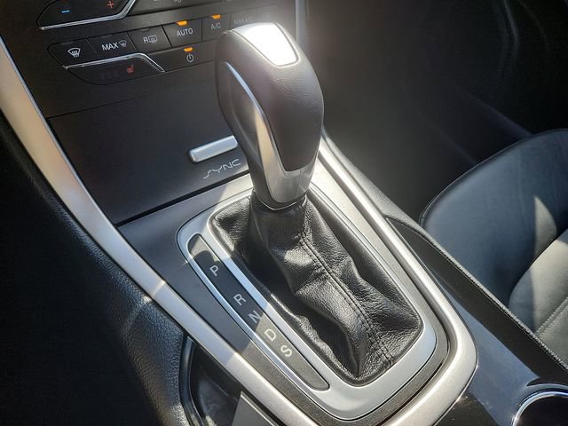 Certified 2017 Ford Edge SEL w/ Equipment Group 201A image 10