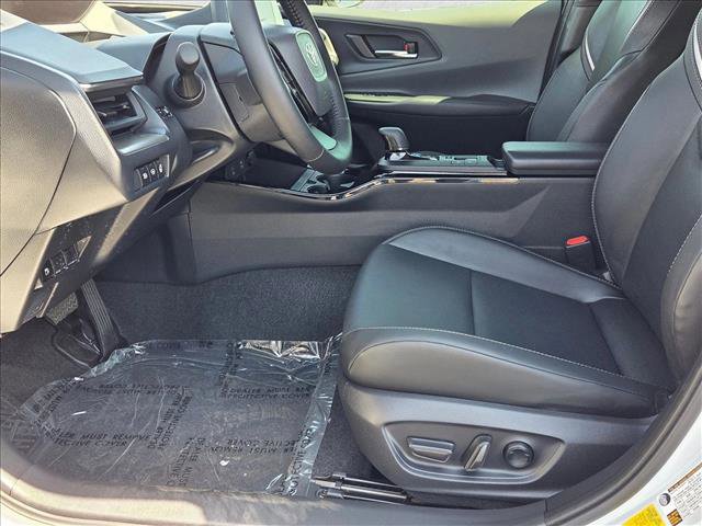 Used 2024 Toyota Prius XLE image 15